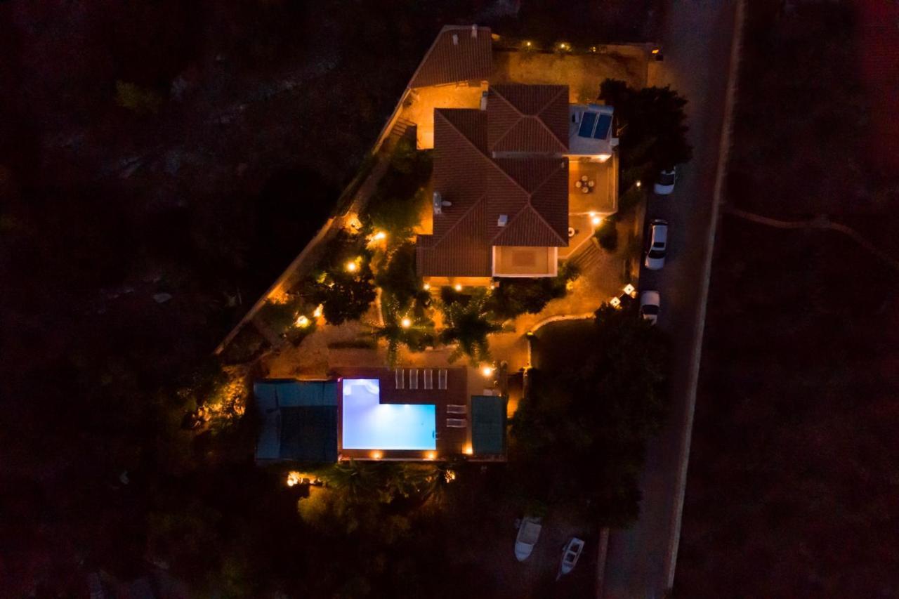 Villa Maira Luxurious With Private Swimming Pool Korfos Exterior photo